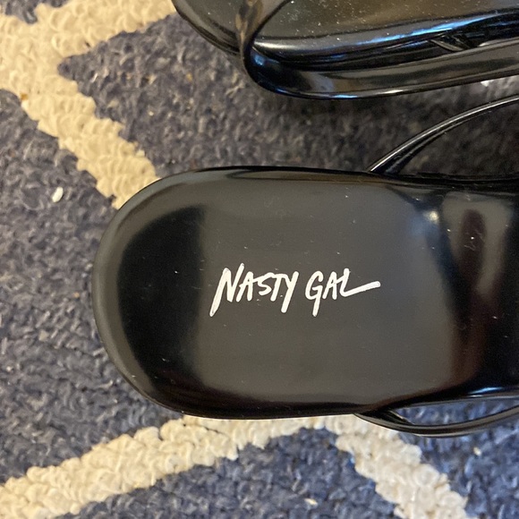 Nasty Gal strappy heels. Size 7. Black. - Picture 2 of 2